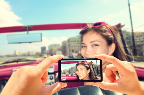 Millennials like live chat for shopping